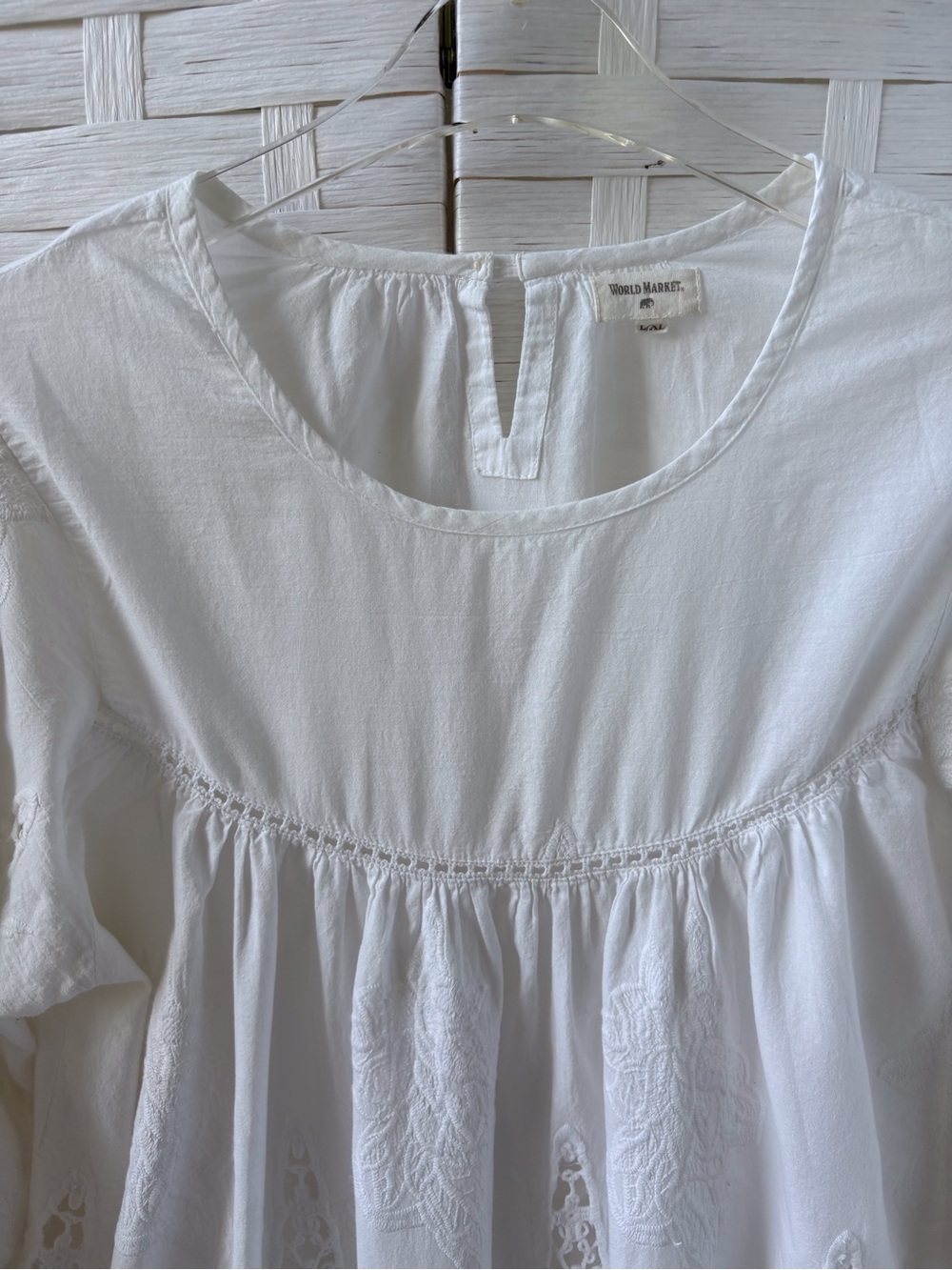 World Market Cotton L/XL White Crochet Babydoll Top 3/4 Sleeve Keyhole Back Soft - Picture 4 of 14